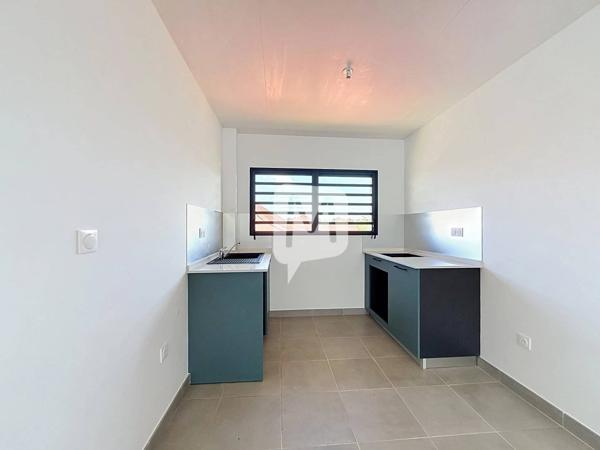 DPT GUYANE, à louer CAYENNE Appartement T3 de  65,62 m2 au 2ème étage
