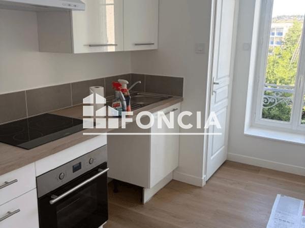 Location Appartement 2 pièces 49.8 m² - 7 SQUARE PAUL DOUMER Chateau Thierry 02400