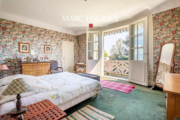 CHANTILLY GARE PROPRIETE 8 CHAMBRES