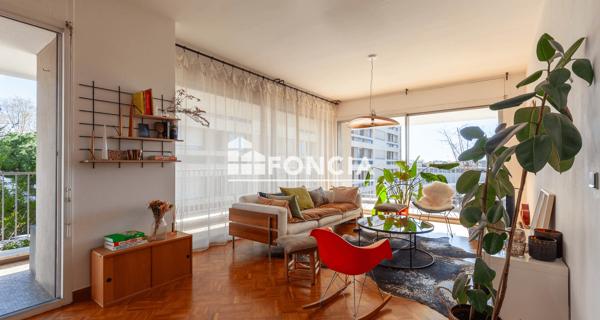 À vendre Appartement 6 pièces 150 m² - Marseille 13008