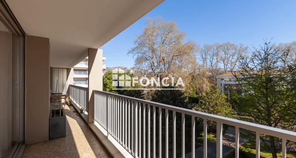 À vendre Appartement 6 pièces 150 m² - Marseille 13008