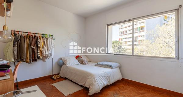 À vendre Appartement 6 pièces 150 m² - Marseille 13008
