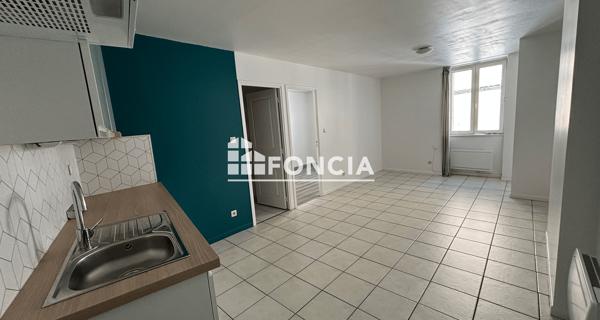 Location Appartement 2 pièces 35 m² - Neuville-sur-saône 69250