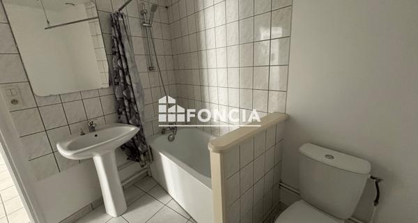 Location Appartement 2 pièces 35 m² - Neuville-sur-saône 69250