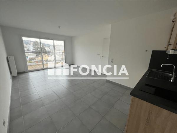 Location Appartement 2 pièces 45.5 m² - 4 IMPASSE DU PETIT MALBRANDE Annemasse 74100