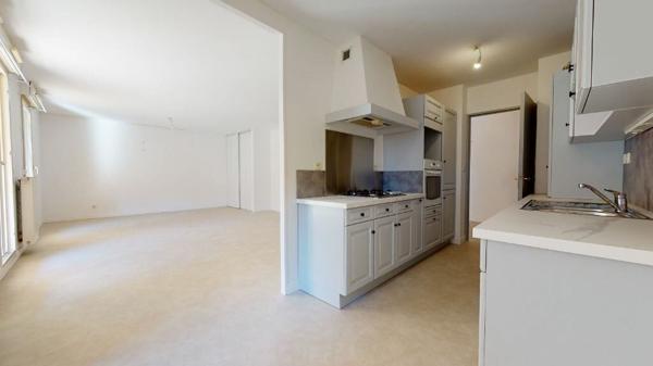 Appartement à louer    3 pièces • 85,58 m2 Villefranche-sur-Saône