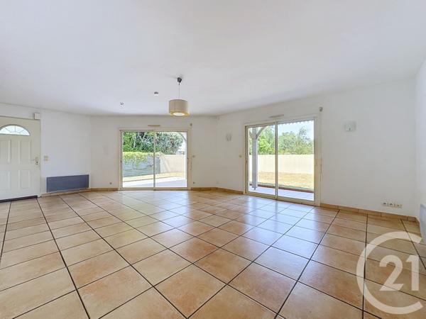 Maison à vendre  4 pièces - 97,79 m 2   GUJAN MESTRAS  - 33