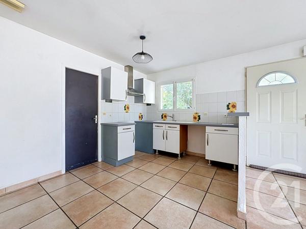 Maison à vendre  4 pièces - 97,79 m 2   GUJAN MESTRAS  - 33