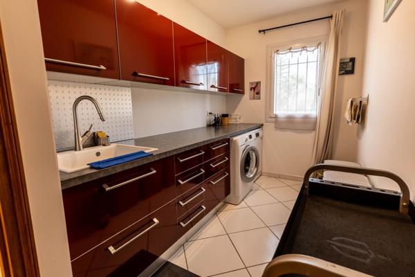 Villa de 232 m² dans le charmant village de Mouthiers-sur-boême