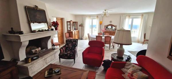 Vente Villa 8 pièces 264 m2 à Draguignan