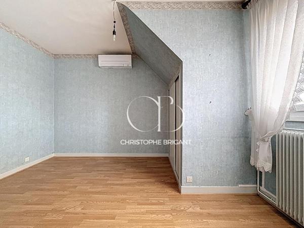 Maison 6 pièces avec sous sol total