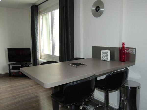 Appartement 2 Pièces A LOUER Meublé