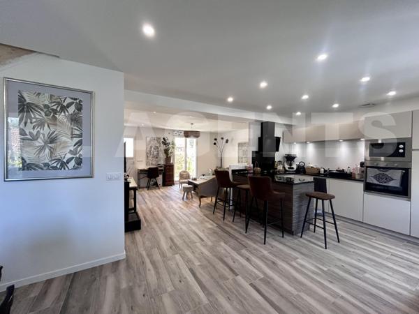 Maison de 125m² rénovée avec goût – Quartier recherché – terrain de 590m²