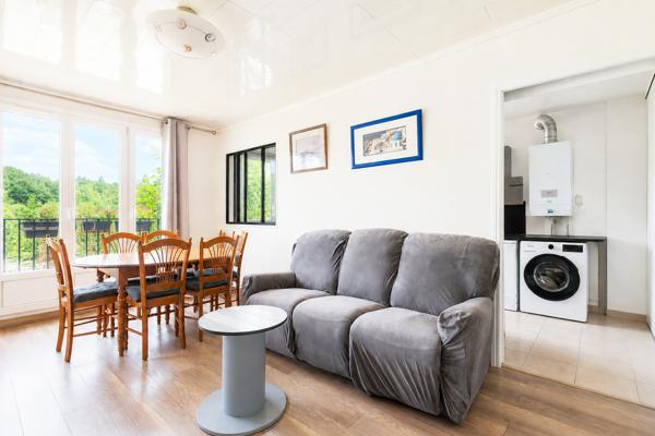 Appartement 4 pièces très lumineux proche RER , Bièvres, DPE D , PARFAIT ÉTAT