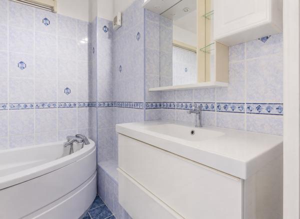 Appartement 4 pièces très lumineux proche RER , Bièvres, DPE D , PARFAIT ÉTAT