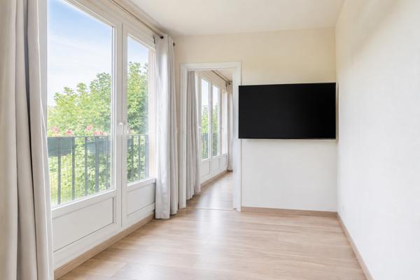 Appartement 4 pièces très lumineux proche RER , Bièvres, DPE D , PARFAIT ÉTAT
