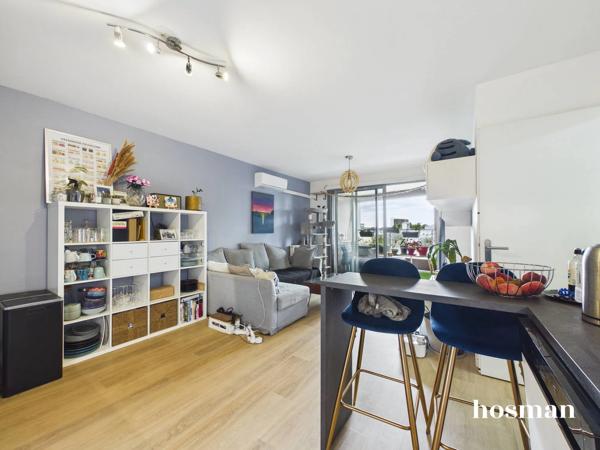3 pièces de 67 m² avec loggia et parking - Cours Louis Fargue, Bordeaux