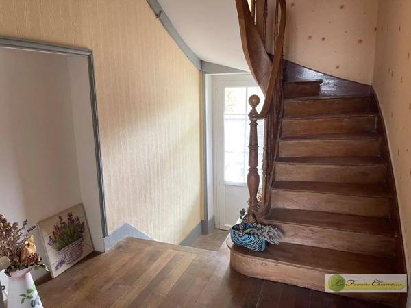 Vente immobilière : Maison à Aigre  5 pièces 147 m² 149 000 €- FONCIERE CHARENTAISE AIGRE.