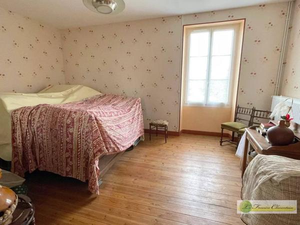 Vente immobilière : Maison à Aigre  5 pièces 147 m² 149 000 €- FONCIERE CHARENTAISE AIGRE.