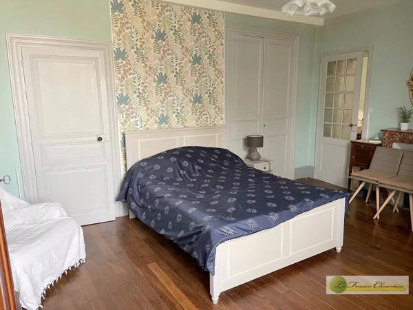 Vente immobilière : Maison à Aigre  5 pièces 147 m² 149 000 €- FONCIERE CHARENTAISE AIGRE.