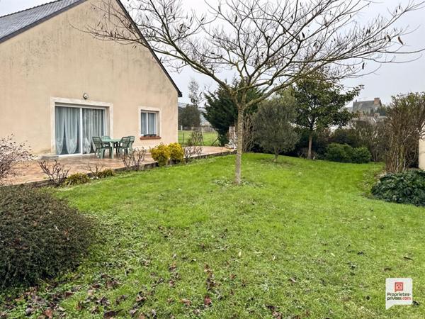 Maison Saint Denis D Anjou 6 pièce(s)