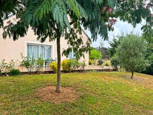 Maison Saint Denis D Anjou 6 pièce(s)