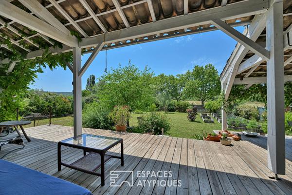 Villa aux grands volumes qui respire au rythme de son jardin