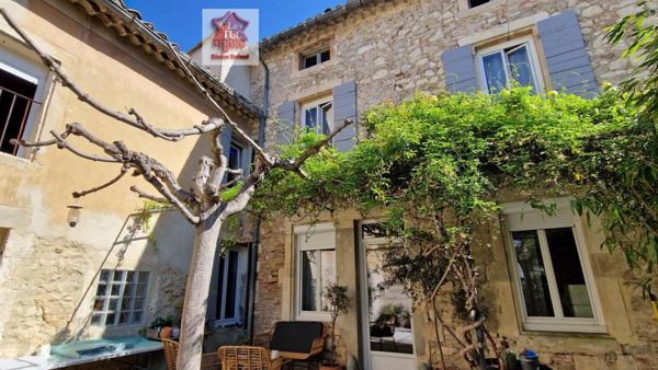 maison de village 84840 lapalud 161 m² habitables avec cour de 50 m² Lapalud (84840)