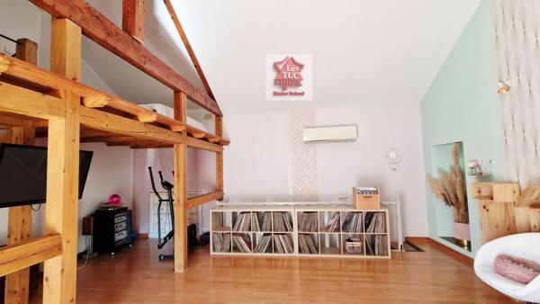 maison de village 84840 lapalud 161 m² habitables avec cour de 50 m² Lapalud (84840)