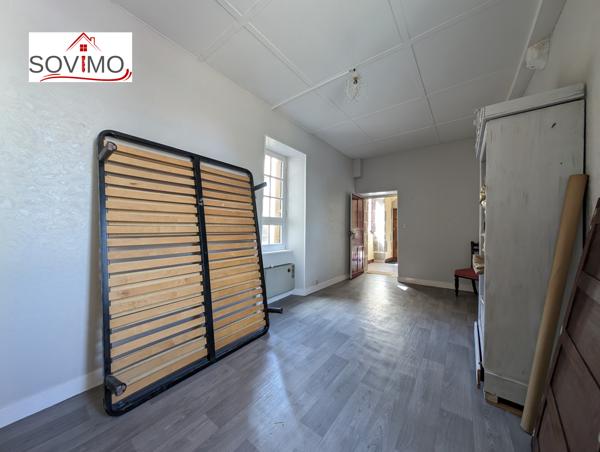 IMMEUBLE A INVESTISSEMENT LOCATIF : 2 APPTS + 1 LOCAL COMMERCIAL