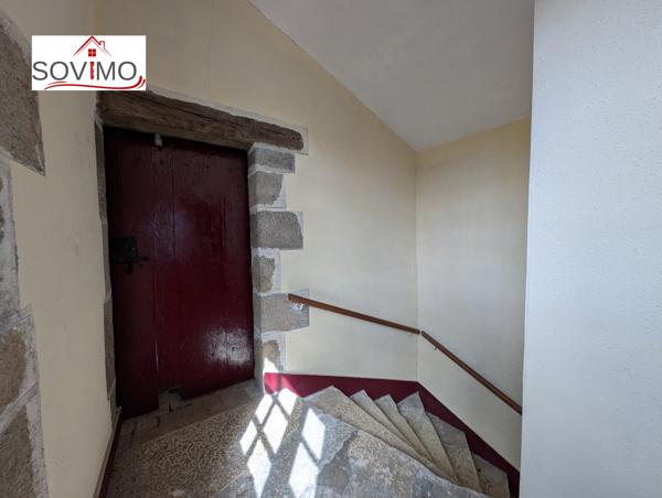 IMMEUBLE A INVESTISSEMENT LOCATIF : 2 APPTS + 1 LOCAL COMMERCIAL