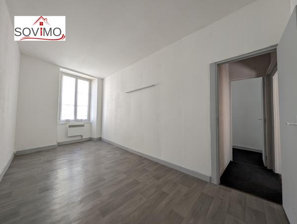 IMMEUBLE A INVESTISSEMENT LOCATIF : 2 APPTS + 1 LOCAL COMMERCIAL
