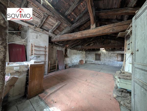 IMMEUBLE A INVESTISSEMENT LOCATIF : 2 APPTS + 1 LOCAL COMMERCIAL