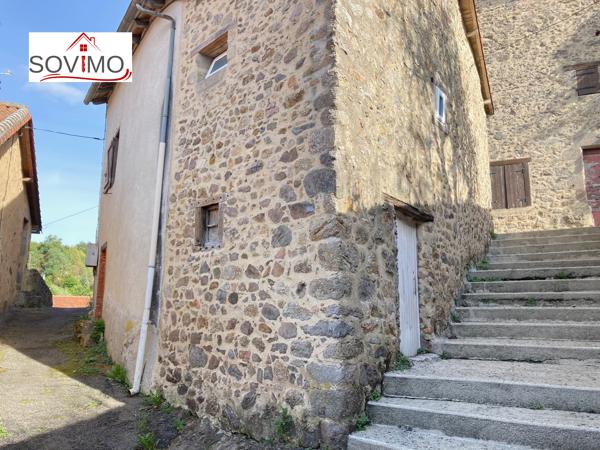 SUR LES HAUTEURS DE LA VILLE, PIED A TERRE A RAFRAICHIR SANS JARDIN