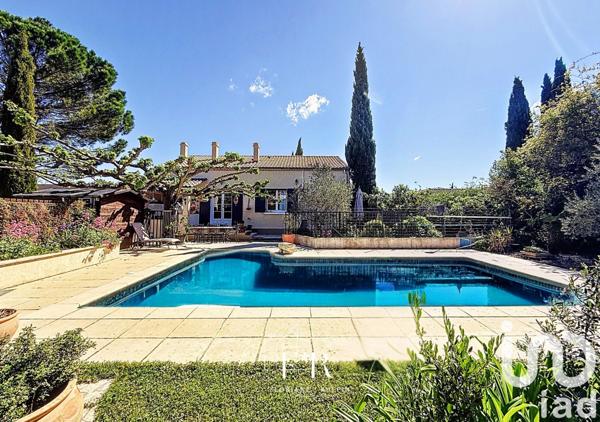 Maison 4 pièces de 100 m² à Morières-lès-Avignon (84310)