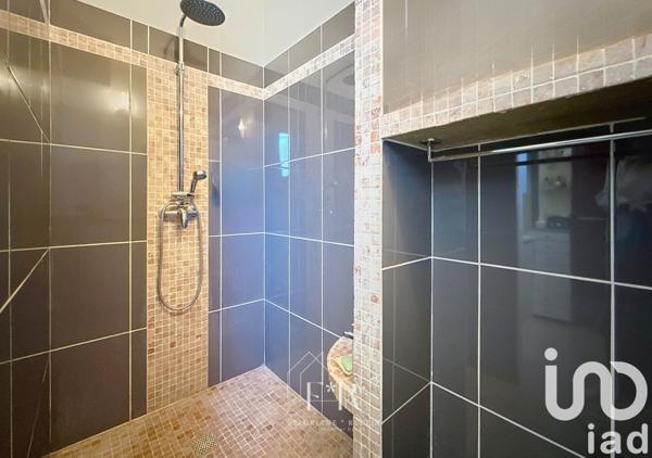 Maison 4 pièces de 100 m² à Morières-lès-Avignon (84310)