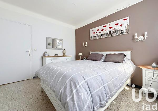 Maison 4 pièces de 100 m² à Morières-lès-Avignon (84310)