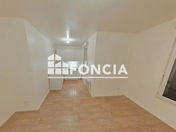 Location Studio 25.82 m² - 10-14 RUE D'ORMESSON Epinay Sur Seine 93800