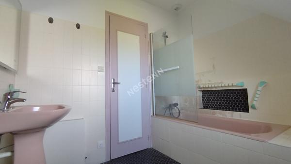 Maison à vendre à Réguiny  3 chambres