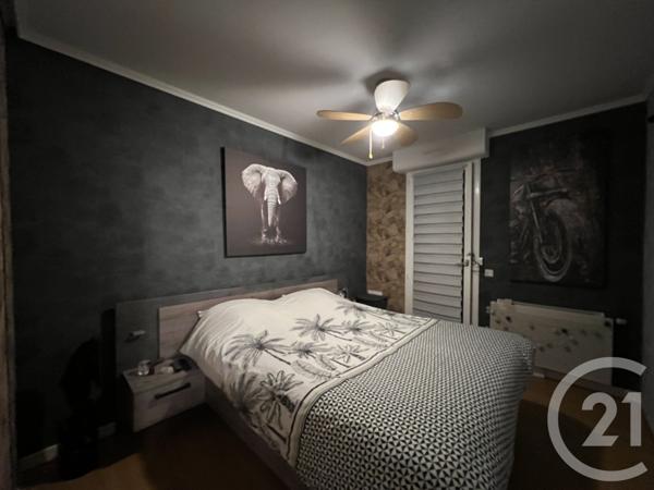 Appartement F4 à vendre  6 pièces - 101,59 m2 ST QUENTIN - 02