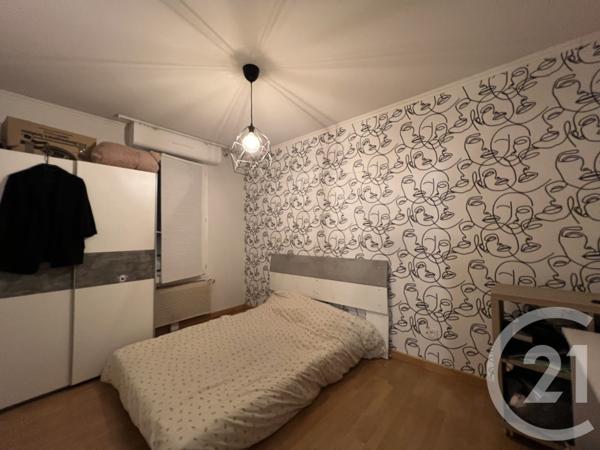 Appartement F4 à vendre  6 pièces - 101,59 m2 ST QUENTIN - 02