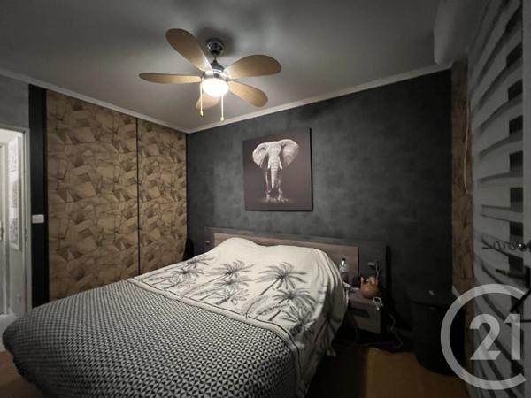 Appartement F4 à vendre  6 pièces - 101,59 m2 ST QUENTIN - 02