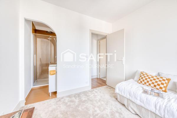 BORDEAUX-CAUDERAN Centre : Penthouse d'exception153 m², rooftop privé de 120 m²