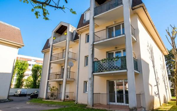 Appartement à vendre    2 pièces • 46 m2 Chevilly-Larue