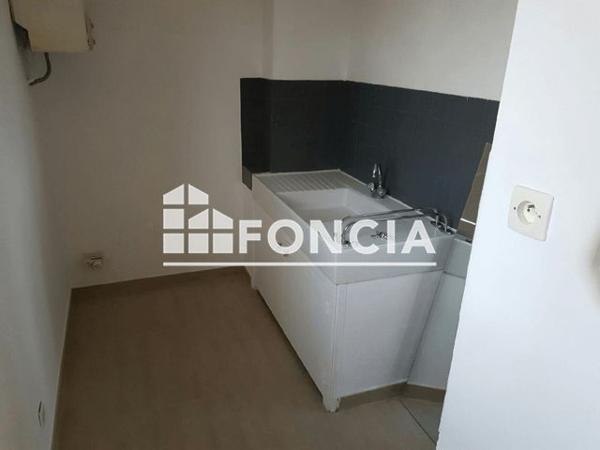 Location Studio 27.94 m² - 350 AVENUE GUILLAUME DULAC La Ciotat 13600