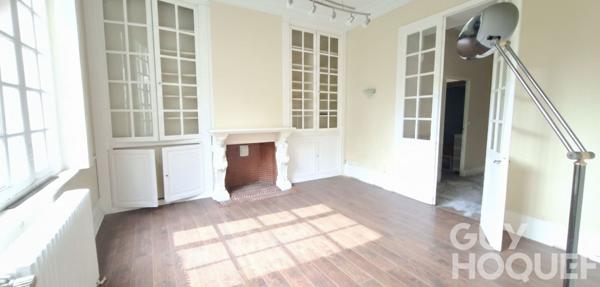 Hôtel Particulier de 418 m² - Coeur Historique de Saint-Omer