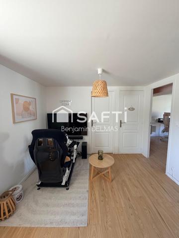 Maison entièrement rénovée à Artigues de 151 m².