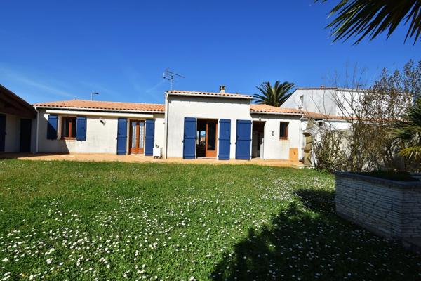 Ile d'OLERON, LA BREE LES BAINS (17), Charente-Maritime, Maison à vendre 5 pièces, 106 m² habitables, terrain 540 m²