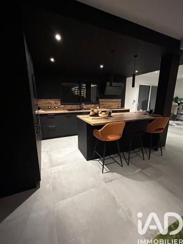 Maison à vendre 5 pièces 136 m² Saint-Jean-de-Gonville