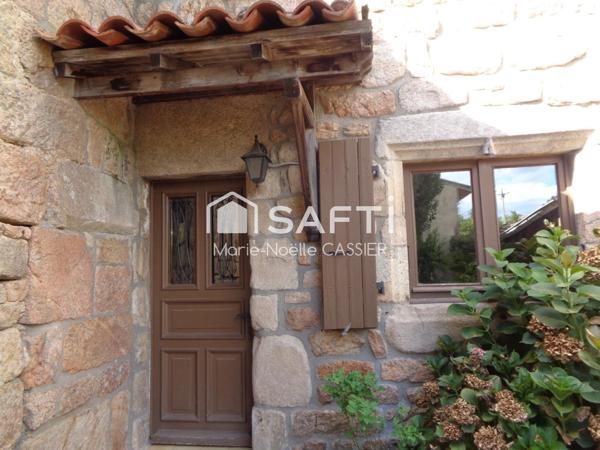 3 km de Lamastre, Maison en pierre quartier très calme